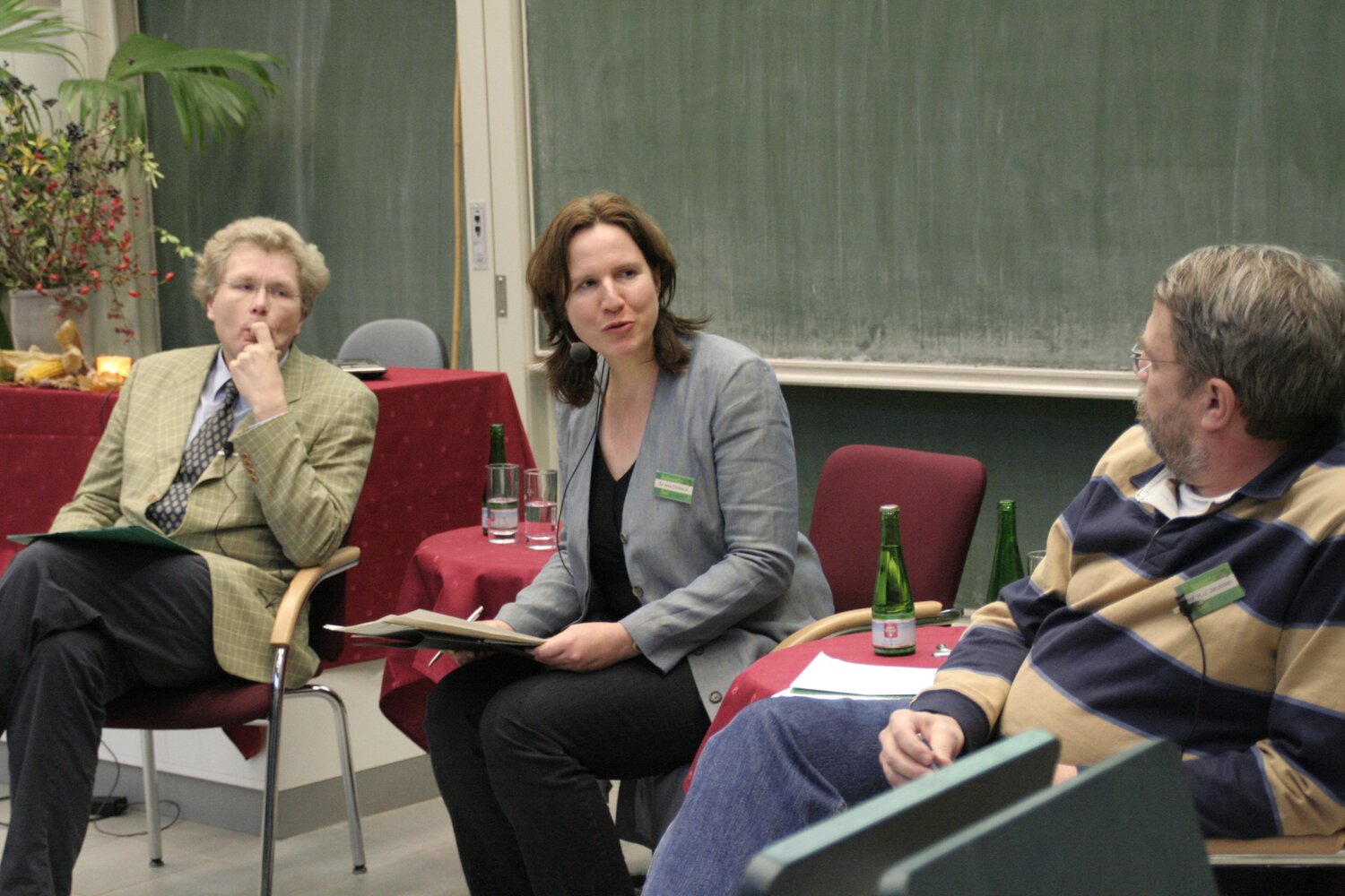 Anja Christinck (center) and colleagues at the 17th Witzenhausen Conference. (Photo: Witzenhausen Conference archives)